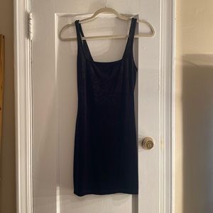 Little black velvet dress - Urban Outfitters